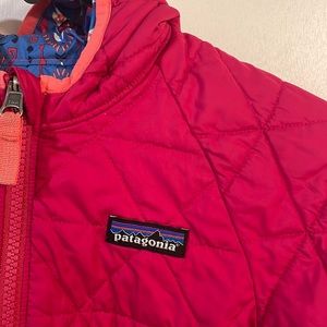 Patagonia Girls Lightweight hooded coat 2T